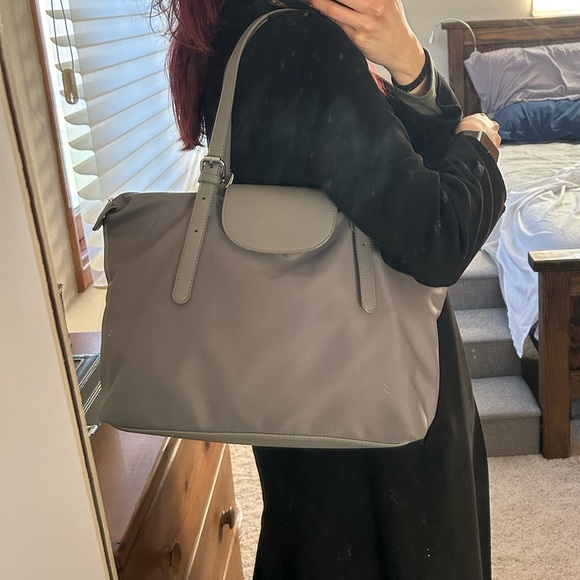 Gray Shoulder Tote Bag - Picture 2 of 16